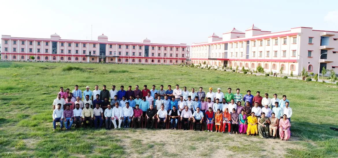 Navrachana University